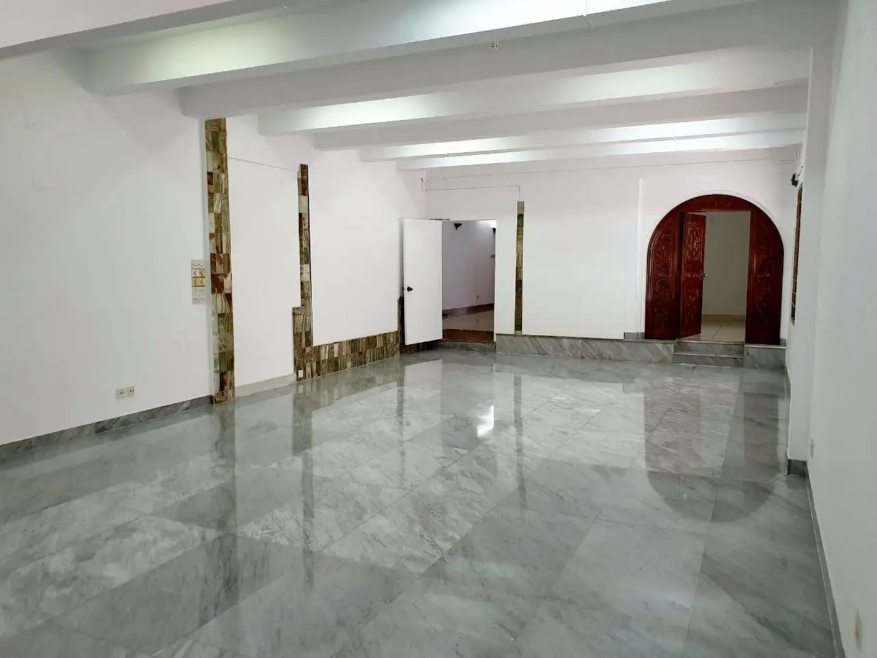 12500 SFT - 3-Storied Independent Commercial Building Rent in Dhaka - Image 17
