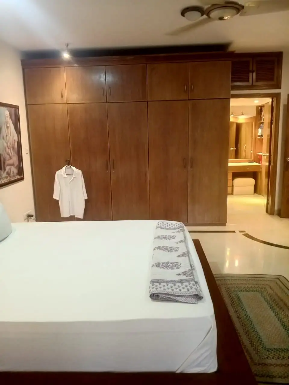 3400 SFT - 3-Bedroom Furnished Luxury Apartment for Rent in Dhaka in Gulshan 2 Thumbnail Image