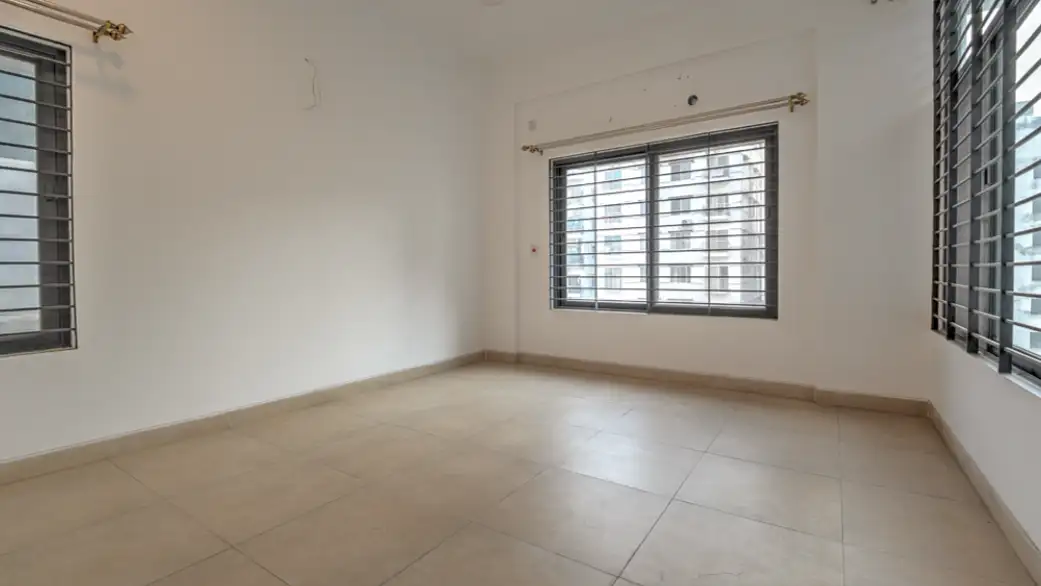 4-Bedroom Luxury Apartment for Rent in Bashundhara, Dhaka Image 6