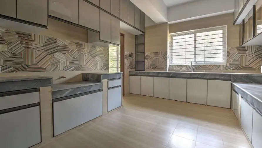 4-Bedroom Luxury Apartment for Rent in Banani DOHS, Dhaka Image 11