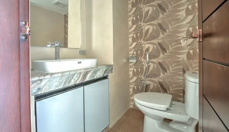 4-Bedroom Luxury Apartment for Rent in Banani DOHS, Dhaka Image 14