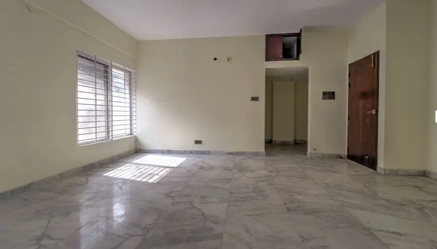 4-Bedroom Luxury Apartment for Rent in Banani DOHS, Dhaka Image 3