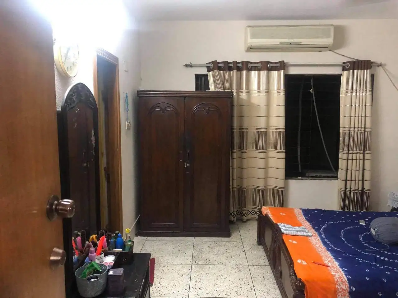 Executive 1750 SFT 3-Bedroom Apartment Sale in Dhaka, Dhanmondi Thumbnail Image