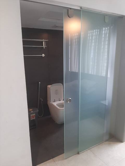 1BR Studio with Rooftop Access Image 13