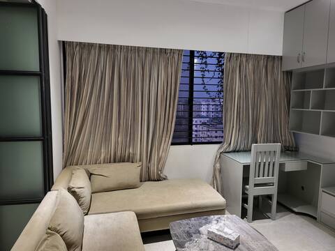 1BR Studio with Rooftop Access Image 7