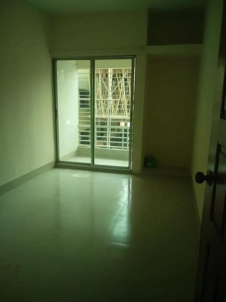 3-Bedroom 1100 SFT Ready Apartment Sale in Mirpur Image 3