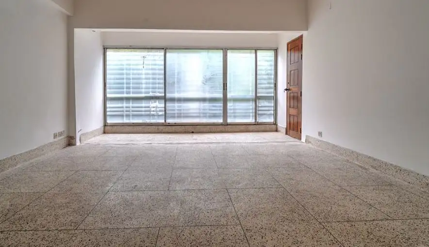 3-Bedroom Luxury Apartment for Rent in Gulshan 1, Dhaka Image 11