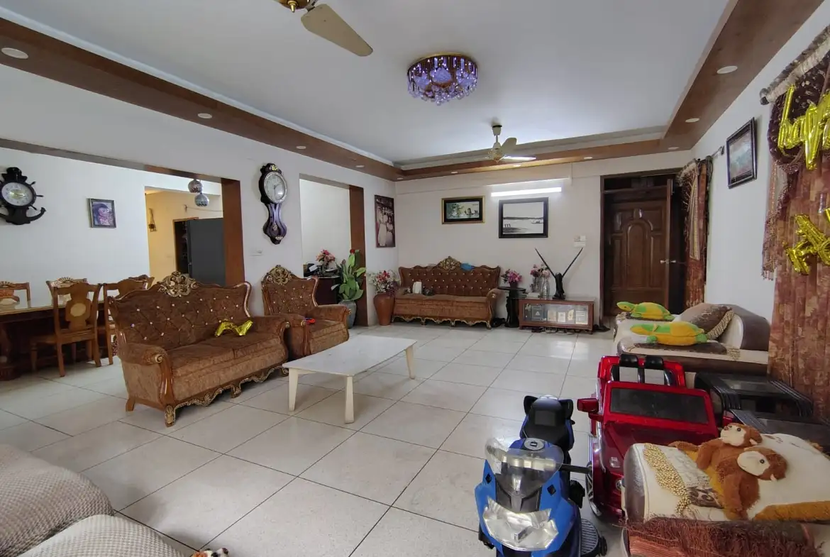 3109 Sqft Luxury Apartment for Sale in North Gulshan Thumbnail Image