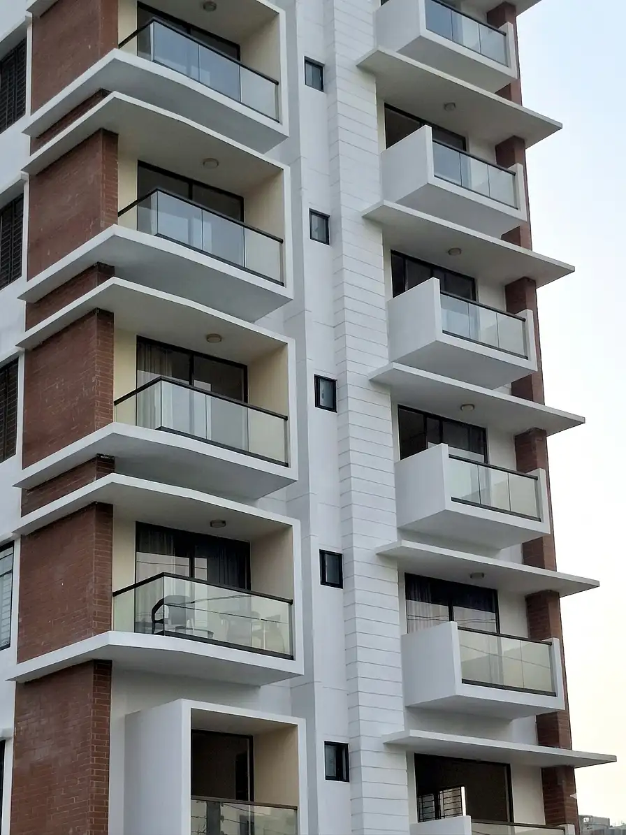 Luxurious Apartment For Rent in Aftabnagar Thumbnail Image