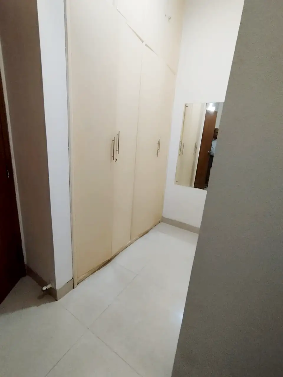 3000 SFT - 4-Bedroom Residential Apartment Rent in Dhaka in Baridhara Image 7