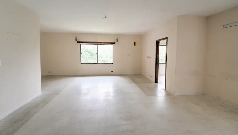 3-Bedroom Luxury Apartment for Rent in Baridhara Diplomatic Zone, Dhaka Thumbnail Image