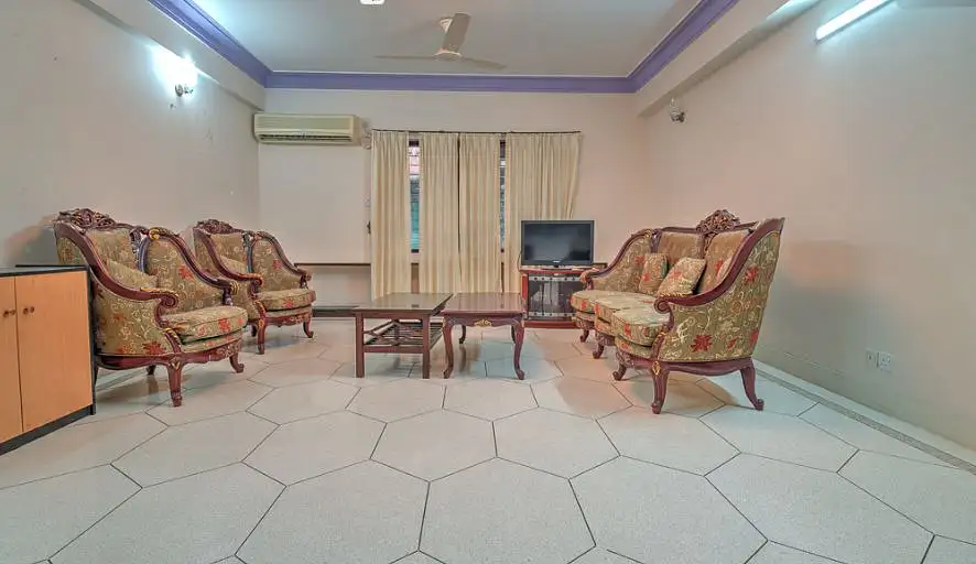 4-Bedroom Luxury Apartment for Rent in Gulshan 2, Dhaka Thumbnail Image
