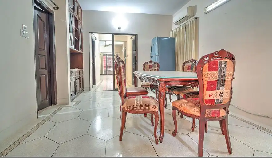 4-Bedroom Luxury Apartment for Rent in Gulshan 2, Dhaka Image 7