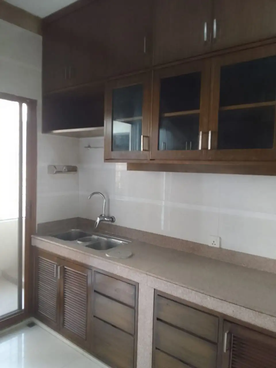 3860 SFT - 4-Bedroom Residential Apartment Rent in Dhaka in Gulshan 2 Image 7
