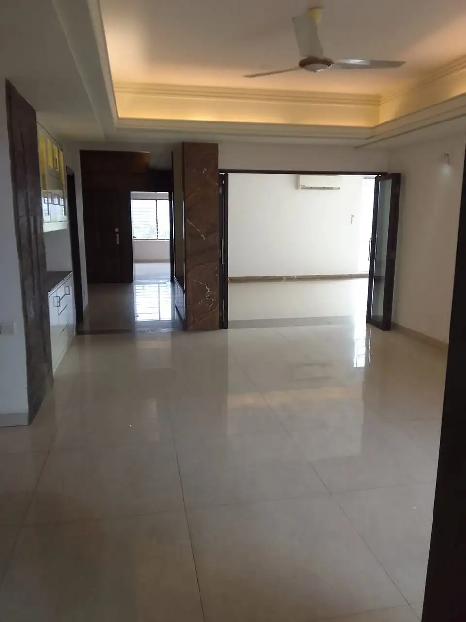 3860 SFT - 4-Bedroom Residential Apartment Rent in Dhaka in Gulshan 2 Image 9