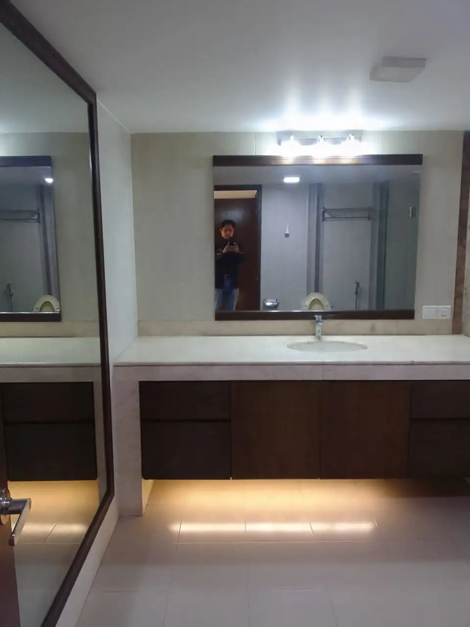 3860 SFT - 4-Bedroom Residential Apartment Rent in Dhaka in Gulshan 2 Image 14