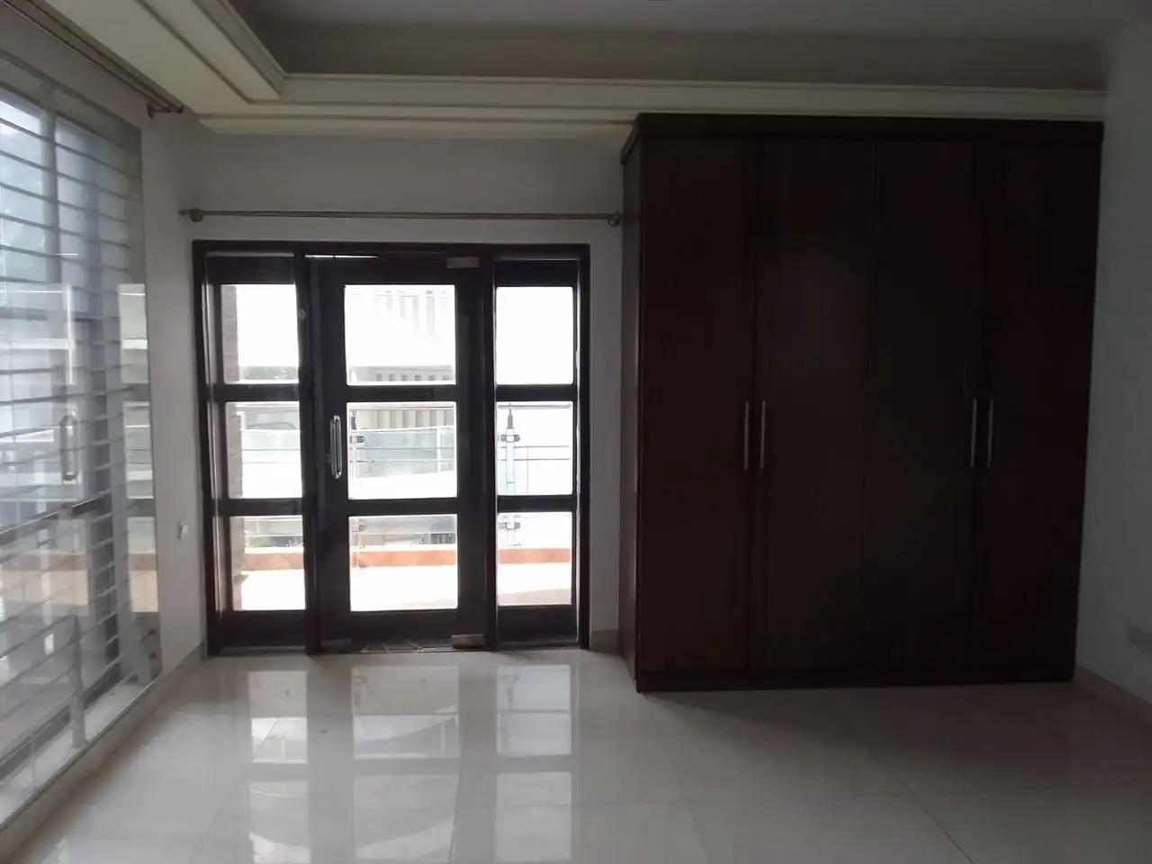 3860 SFT - 4-Bedroom Residential Apartment Rent in Dhaka in Gulshan 2 Image 15