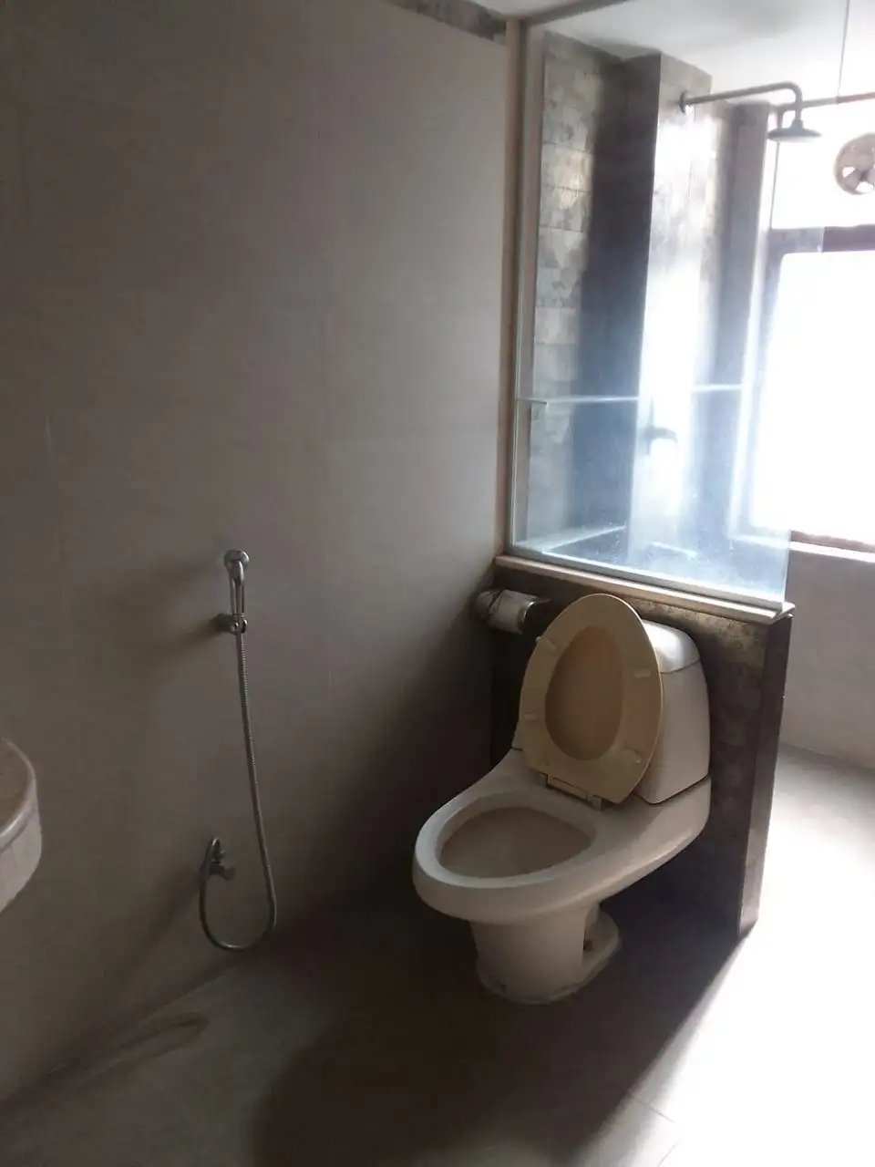 3860 SFT - 4-Bedroom Residential Apartment Rent in Dhaka in Gulshan 2 Image 16