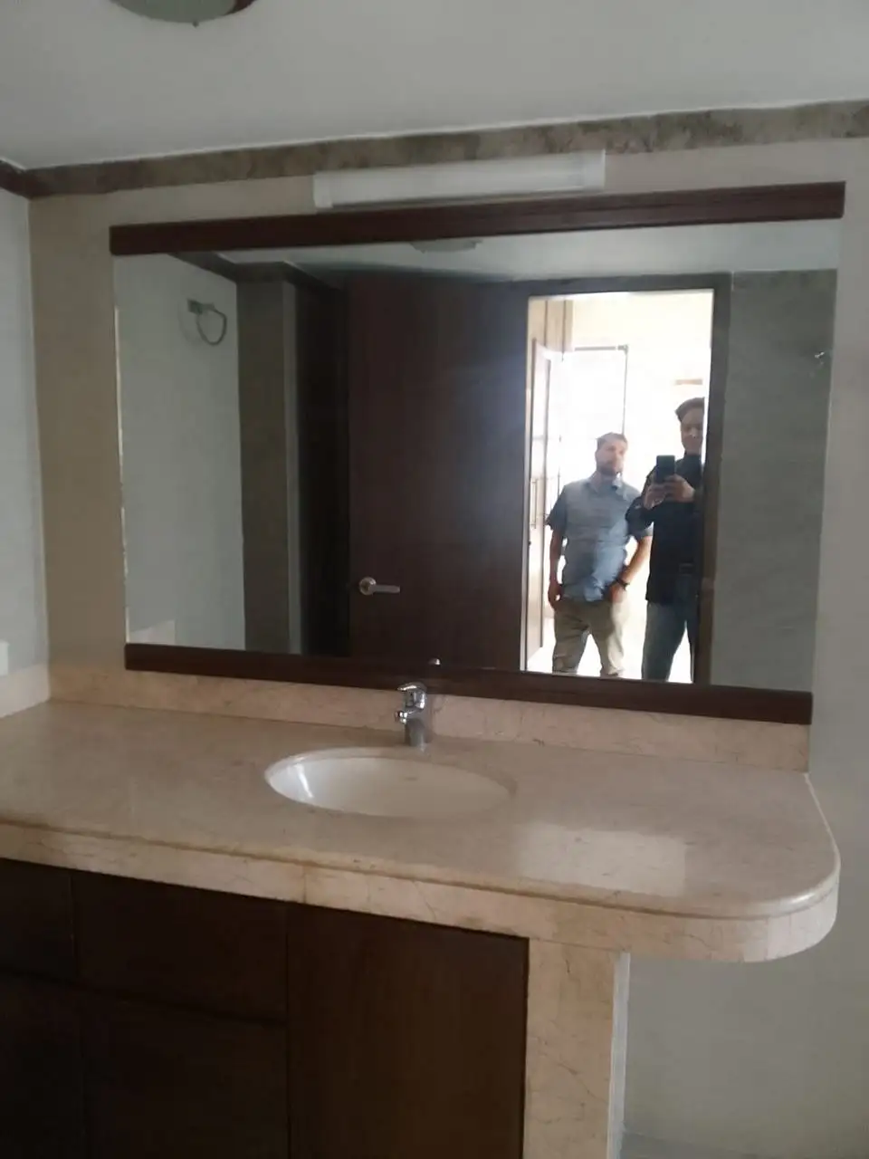 3860 SFT - 4-Bedroom Residential Apartment Rent in Dhaka in Gulshan 2 Image 18