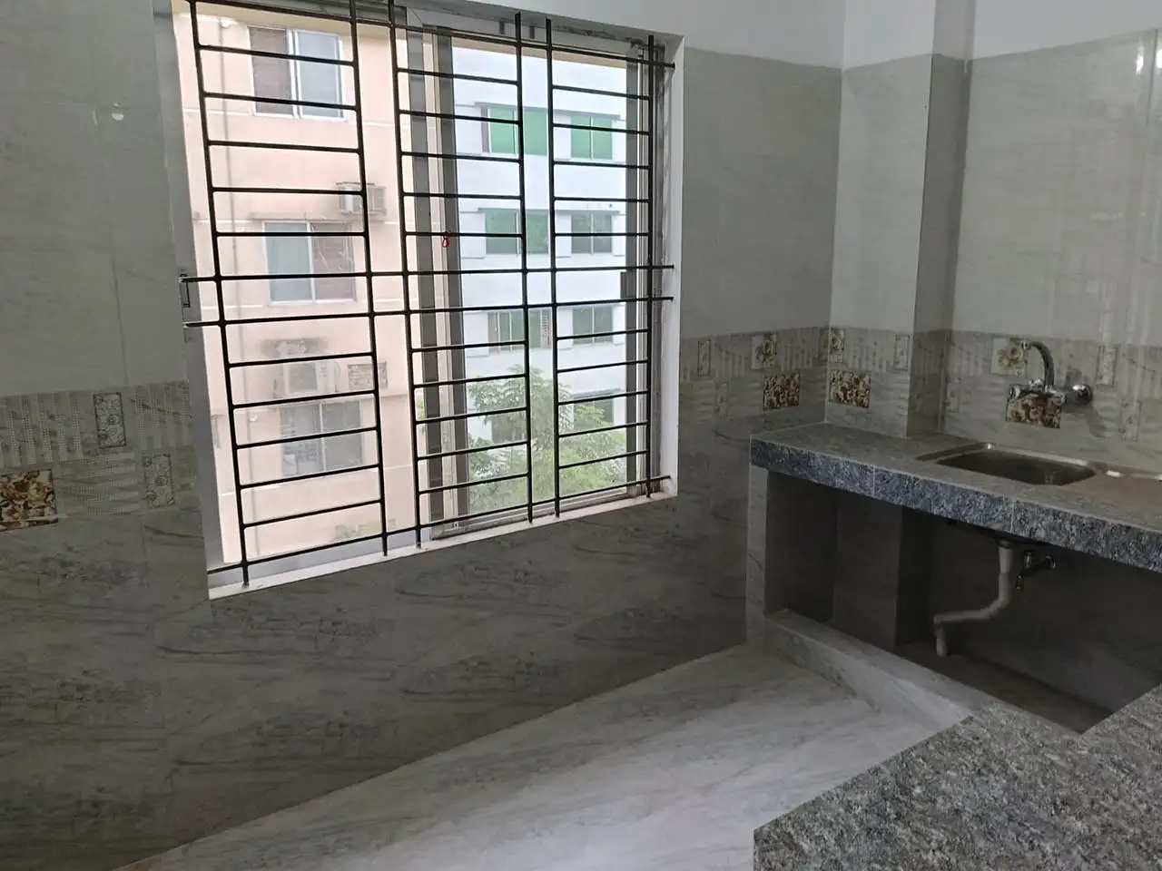 Spacious 1533 SFT 3-Bedroom Apartment Sale in Dhaka, Uttara Image 4