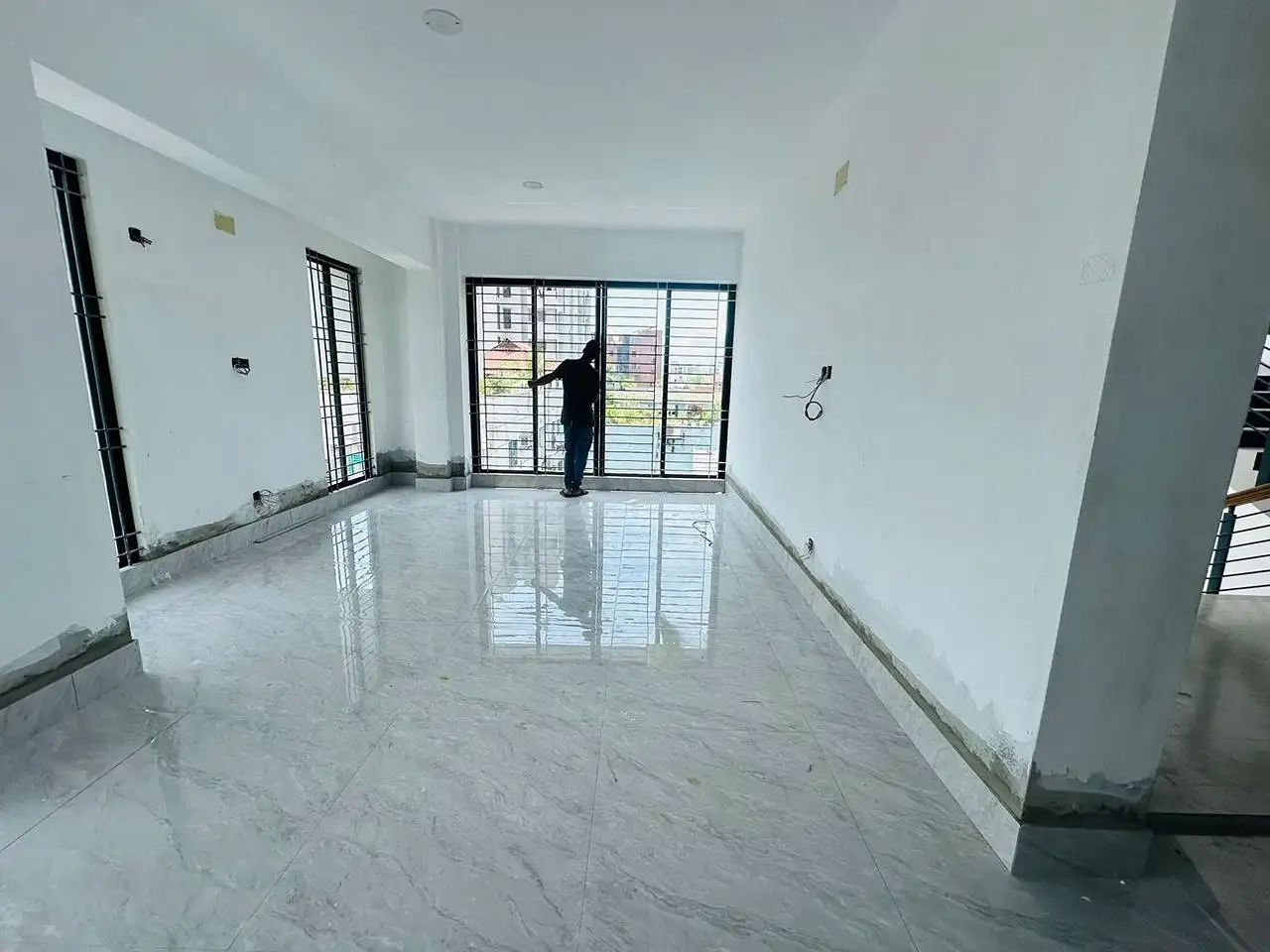 3-Bedroom 2205 SFT Apartment Sale in Dhaka, Dhanmondi Image 1