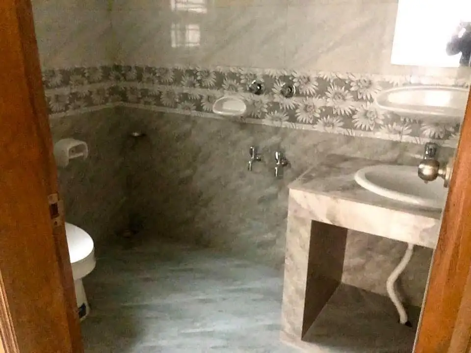 Premium 2-Bedroom Apartment Sale in Dhanmondi 8/A, Dhaka Image 6