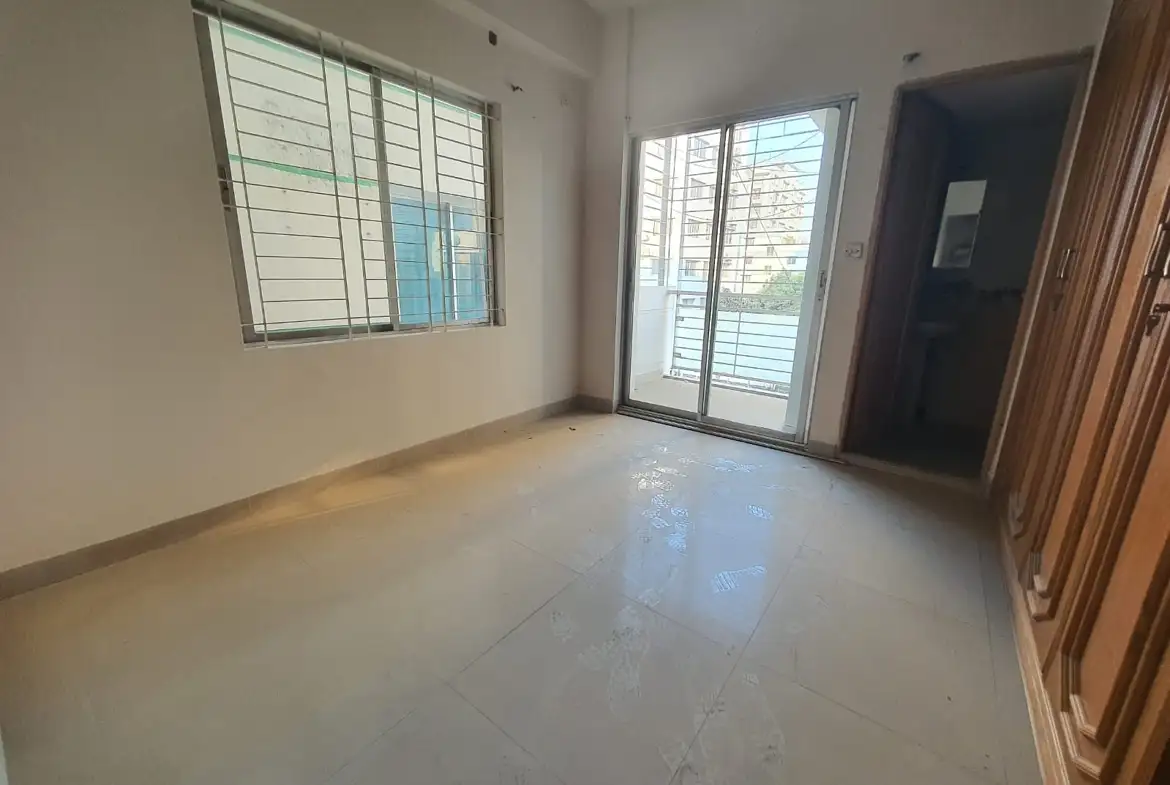 961 SFT Apartment for Sale in Uttara Sector-4 Thumbnail Image