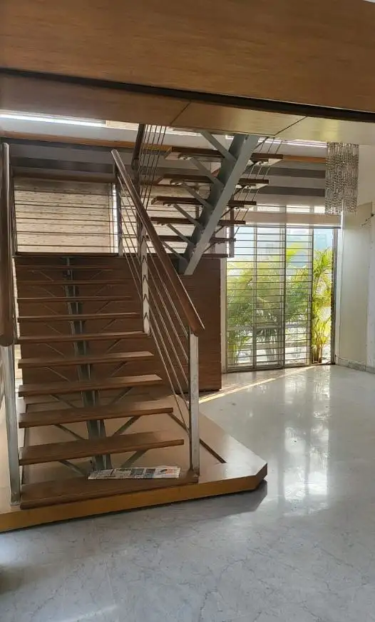 Luxurious Duplex Semi Furnished Apartment For Rent Image 20