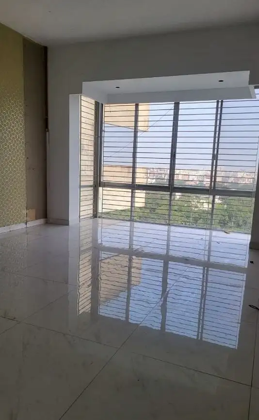 Luxurious Duplex Semi Furnished Apartment For Rent Image 5