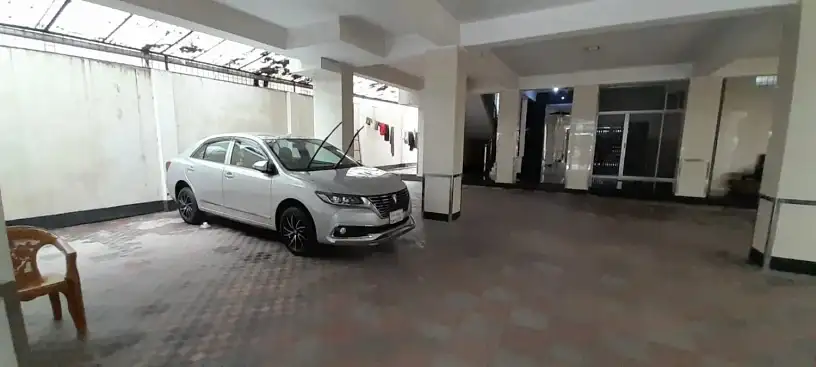 G+8 House for Sale in Bashundhara R/A Image 2