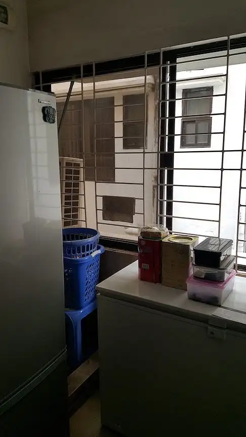 4-Bedroom 2600 SFT South Facing Apartment Sale in Baridhara Image 9