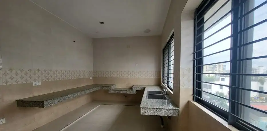 Luxurious Brand New Apartment for Office Rent Image 4