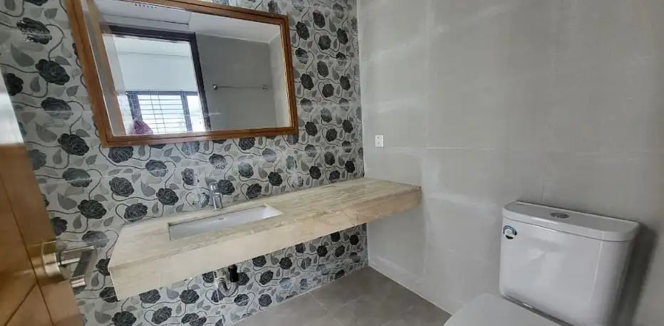 Luxurious Brand New Apartment for Office Rent Image 6