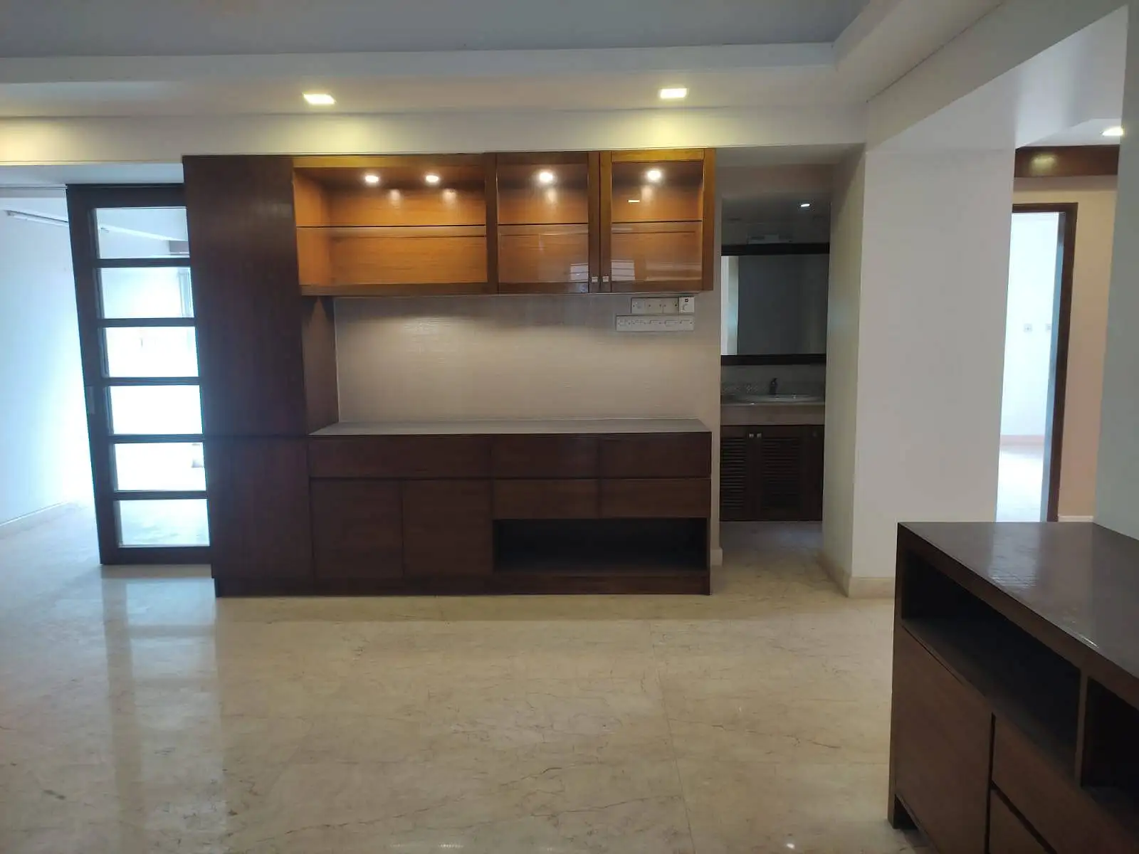 Ultra-Luxury Prime Residential Excellence 3200 Sq ft 4BR Apartment for Rent in Dhaka, Gulshan 2 Thumbnail Image