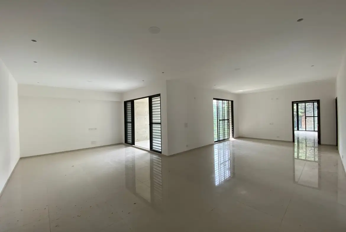 Brand New Luxury Apartment for Sale in Bashundhara – 2441 Sqft | 3 Bed | 4 Bath Thumbnail Image