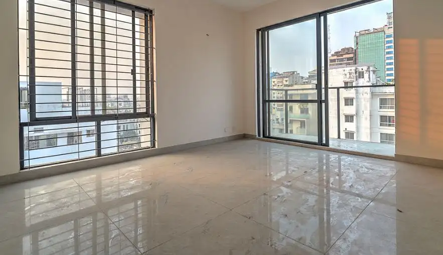 4-Bedroom Luxury Apartment for Rent in Banani, Dhaka Image 10