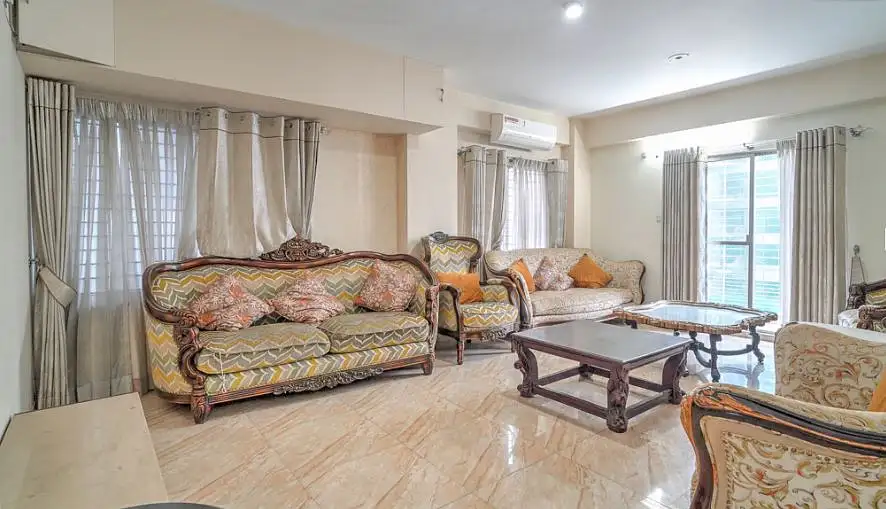6-Bedroom Luxury Apartment for Rent in Bashundhara, Dhaka Image 1