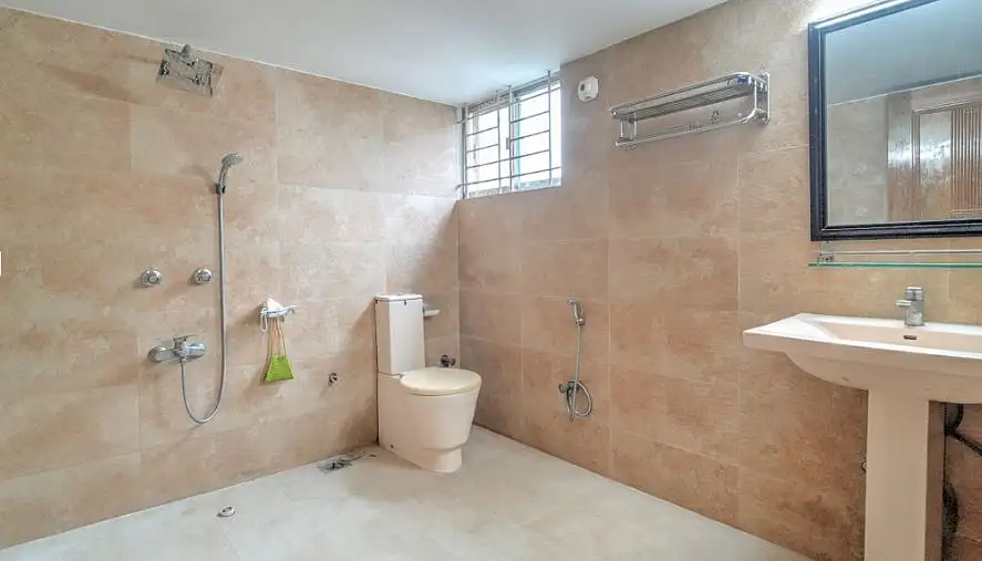 6-Bedroom Luxury Apartment for Rent in Bashundhara, Dhaka Image 15