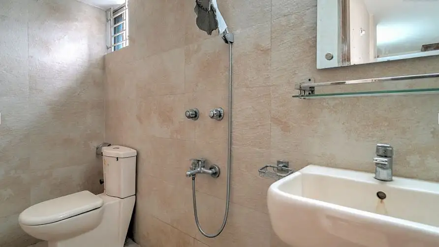 6-Bedroom Luxury Apartment for Rent in Bashundhara, Dhaka Image 3