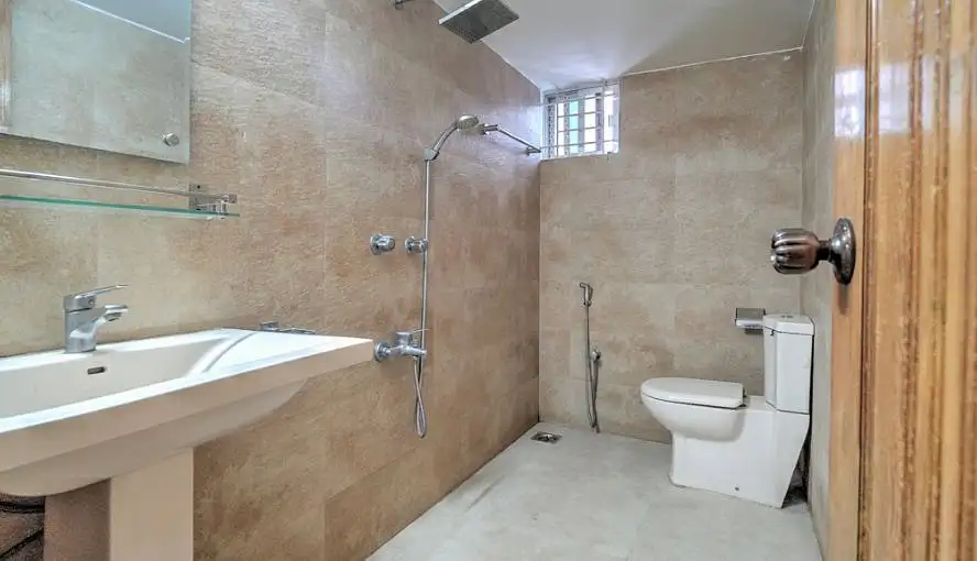 6-Bedroom Luxury Apartment for Rent in Bashundhara, Dhaka Image 8