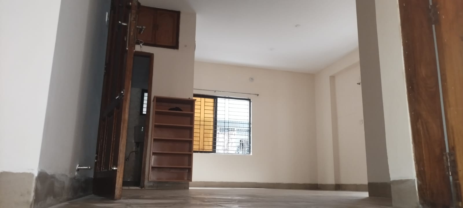 South Facing 4 Beds+ Balconies+ 5 Toilets Flat Near MRT For Rent Image 9