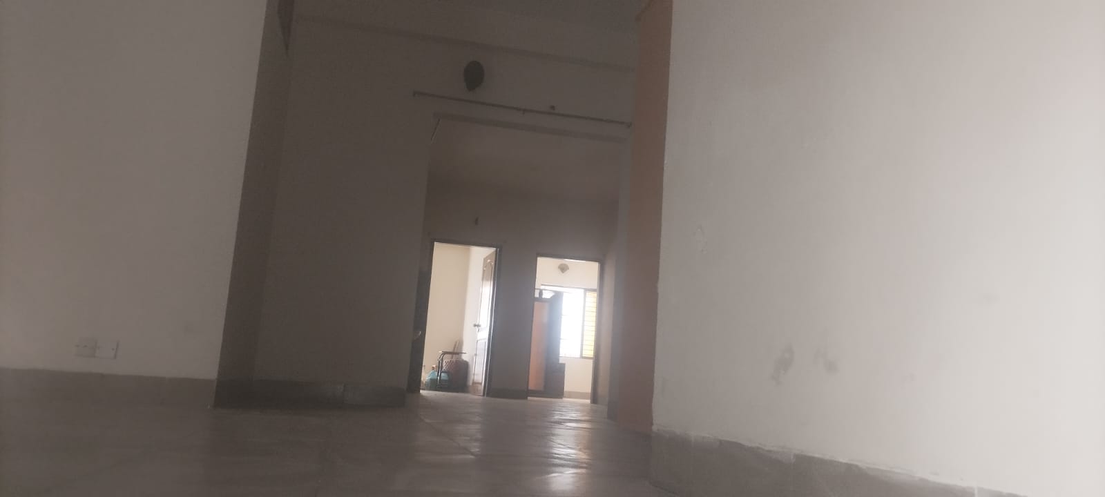 South Facing 4 Beds+ Balconies+ 5 Toilets Flat Near MRT For Rent Image 11