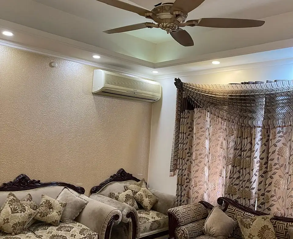 Flat For Sale in Bashundhara R/A – Spacious 3-Bedroom Home in a Prime Location Thumbnail Image