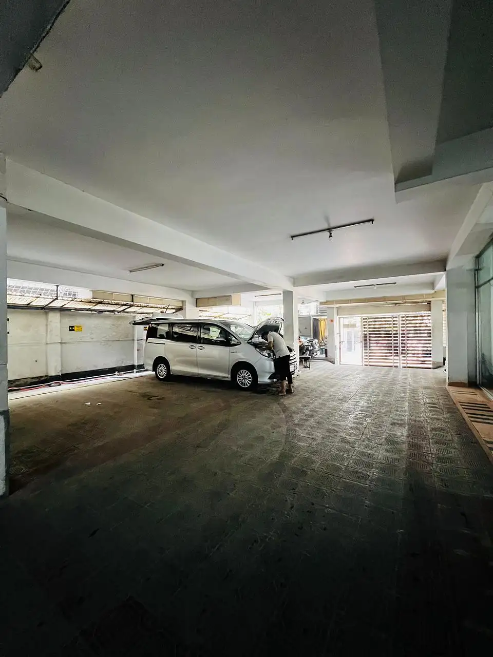 3-Bedroom Luxury Apartment Sale in Dhaka, Uttara Sector 7 Image 17