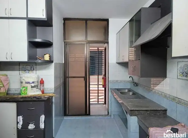 Lake View Prestigious Flat Sale in Gulshan Image 3