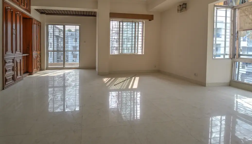 4-Bedroom Luxury Apartment for Rent in Bashundhara Dhaka Image 4
