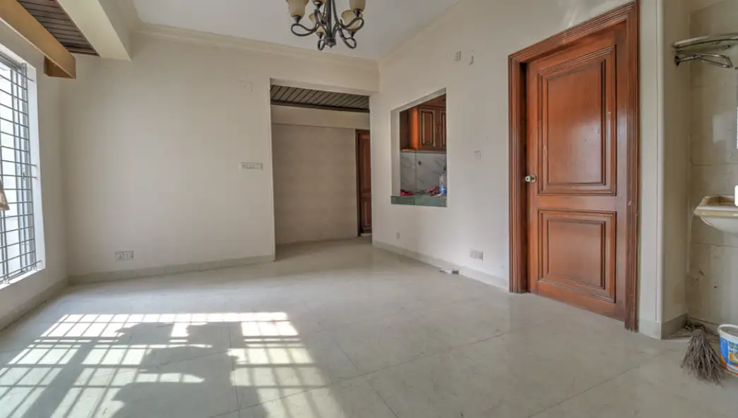 4-Bedroom Luxury Apartment for Rent in Bashundhara Dhaka Image 7