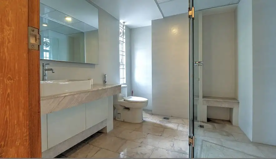 3-Bedroom Luxury Apartment for Rent in Gulshan 1, Dhaka Image 13