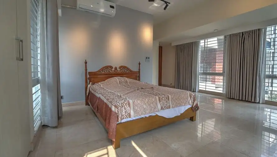 3-Bedroom Luxury Apartment for Rent in Gulshan 1, Dhaka Image 2