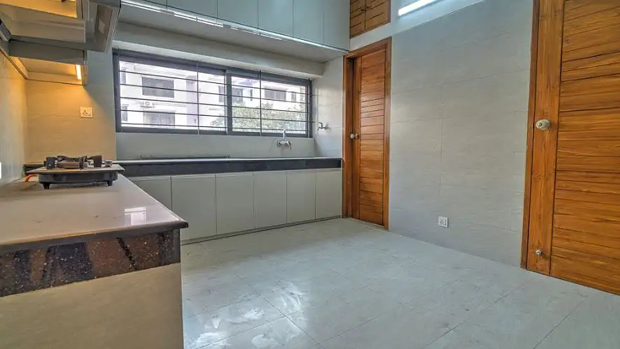 3-Bedroom Luxury Apartment for Rent in Gulshan 2, Dhaka Image 14
